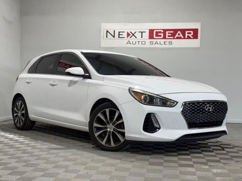 Used 2018 Hyundai Elantra GT FWD image 1