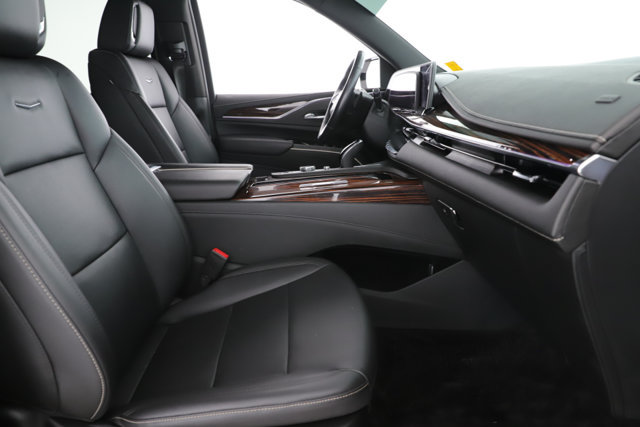 Used 2022 Cadillac Escalade Luxury w/ LPO, Floor Liner Package AWD/4WD image 34