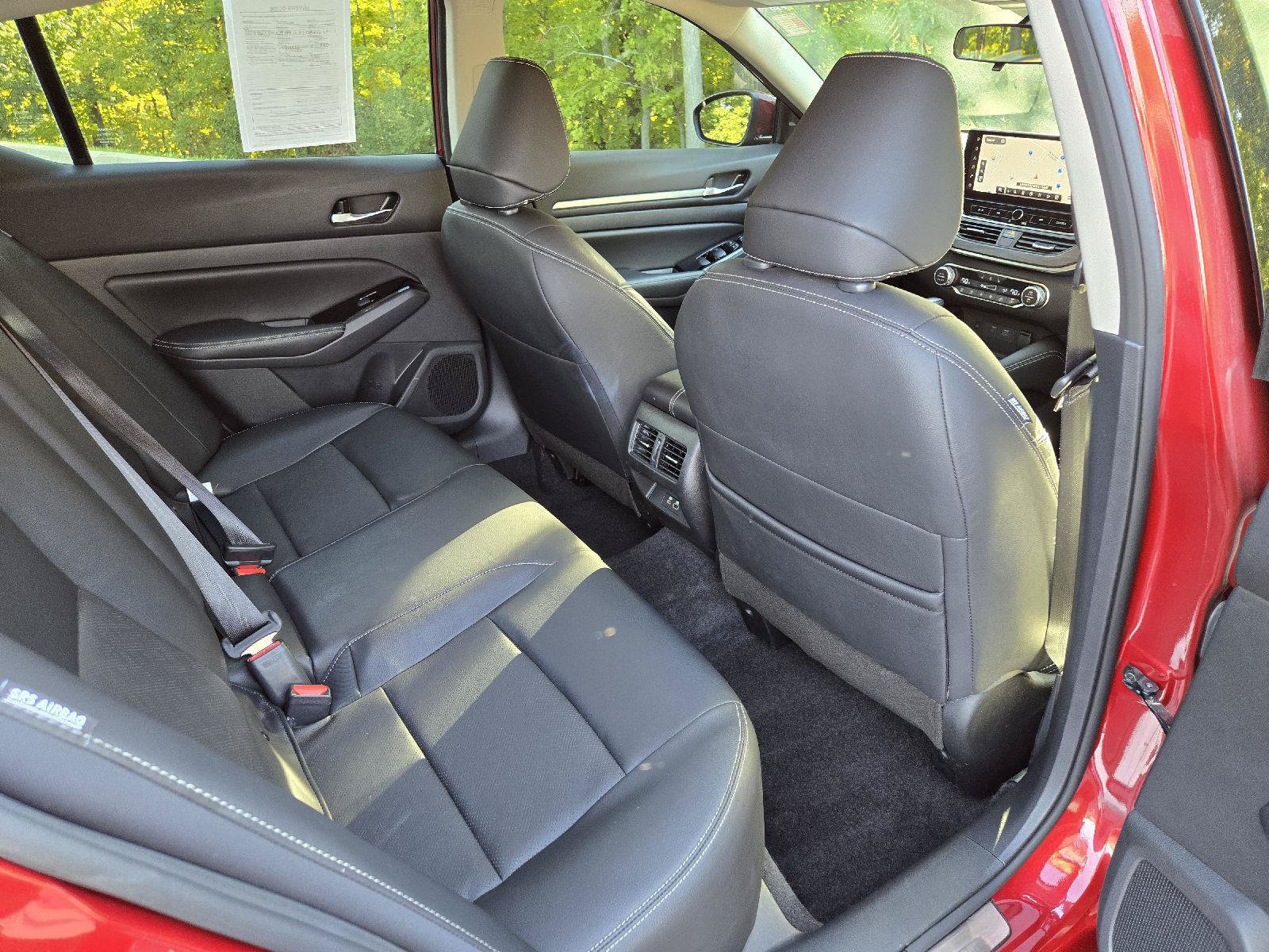Used 2024 Nissan Altima 2.5 SL AWD/4WD image 28