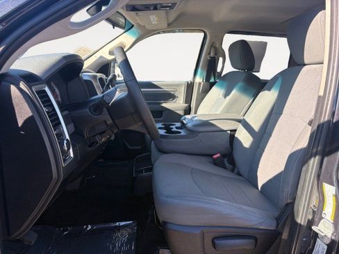 Used 2015 RAM 2500 SLT image 2