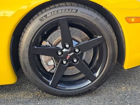 Used 2006 Chevrolet Corvette Coupe w/ Preferred Equipment Group image 9