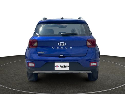 New 2025 Hyundai Venue Limited image 5