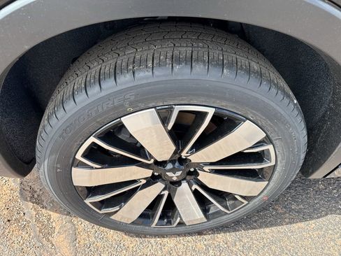 New 2026 Mitsubishi Outlander SEL FWD image 40