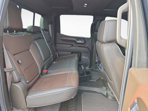 Used 2025 GMC Sierra 1500 Denali AWD/4WD image 35