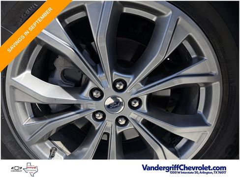 Used 2022 Ford Explorer Limited w/ Equipment Group 301A RWD image 9