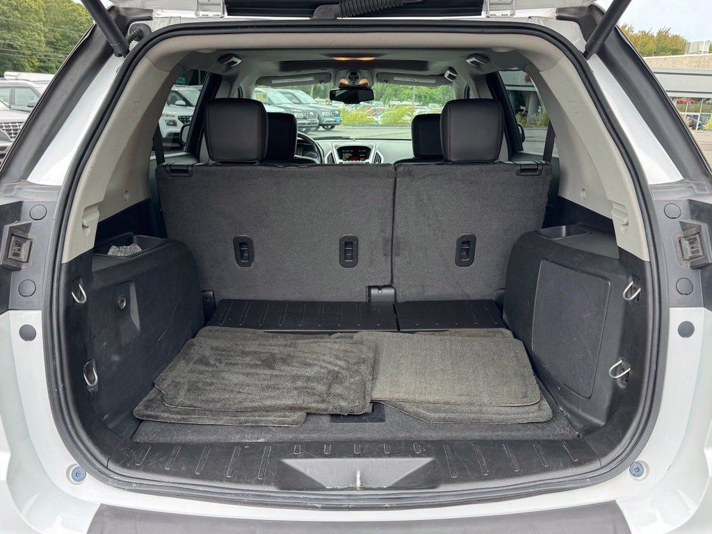 Used 2017 GMC Terrain SLT w/ Driver Alert Package I FWD image 19