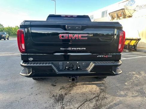 Used 2022 GMC Sierra 1500 AT4X AWD/4WD image 4