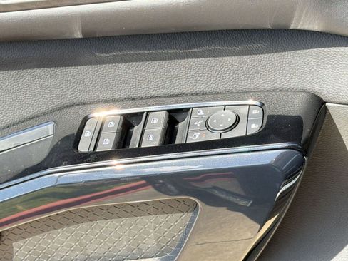 New 2026 Nissan Pathfinder Platinum FWD image 13