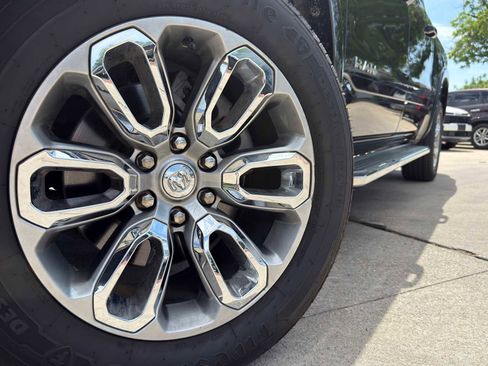 Used 2020 RAM 1500 Laramie w/ Sport Appearance Package AWD/4WD image 5