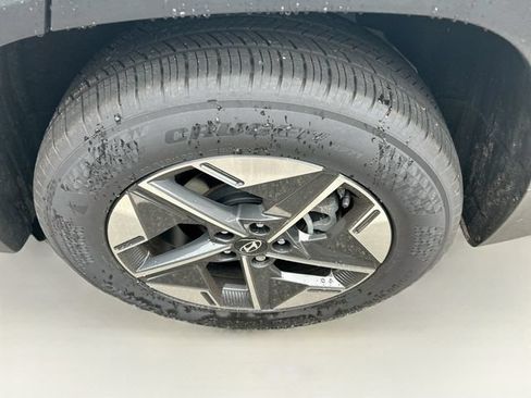 Certified 2025 Hyundai Tucson SEL AWD/4WD image 7