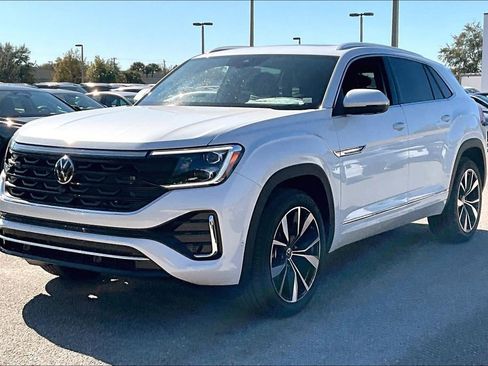 New 2026 Volkswagen Atlas Cross Sport SEL Premium R-Line image 9