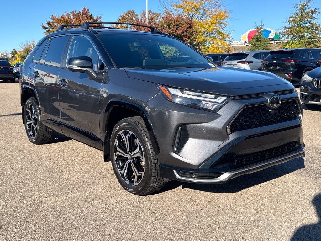 Used 2025 Toyota RAV4 XSE w/ Premium Package AWD/4WD image 10