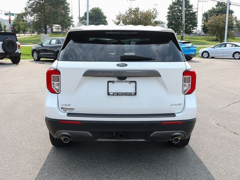 Certified 2024 Ford Explorer XLT w/ Equipment Group 202A AWD/4WD image 6