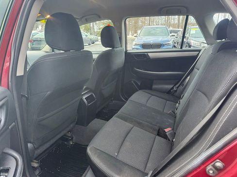Used 2017 Subaru Outback 2.5i AWD/4WD image 31
