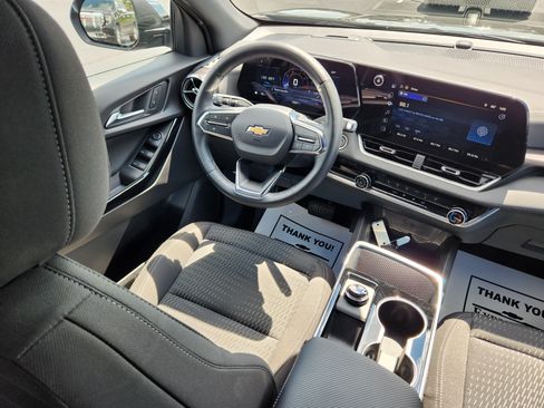 Used 2026 Chevrolet Equinox LT FWD image 14