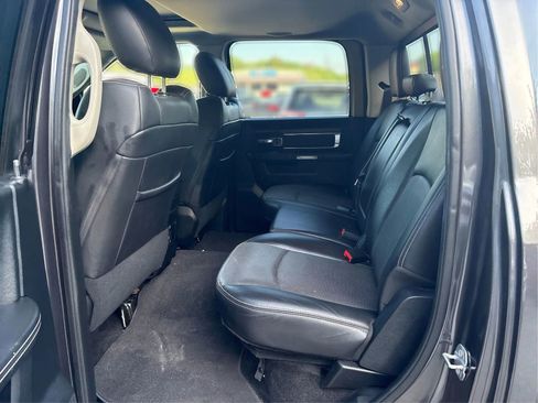 Used 2017 RAM 1500 Laramie w/ Convenience Group AWD/4WD image 10