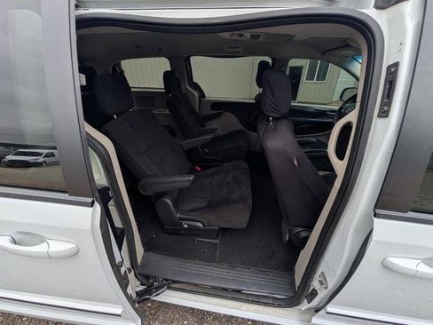 Used 2012 Dodge Grand Caravan Crew w/ Crew Value Pkg FWD image 27