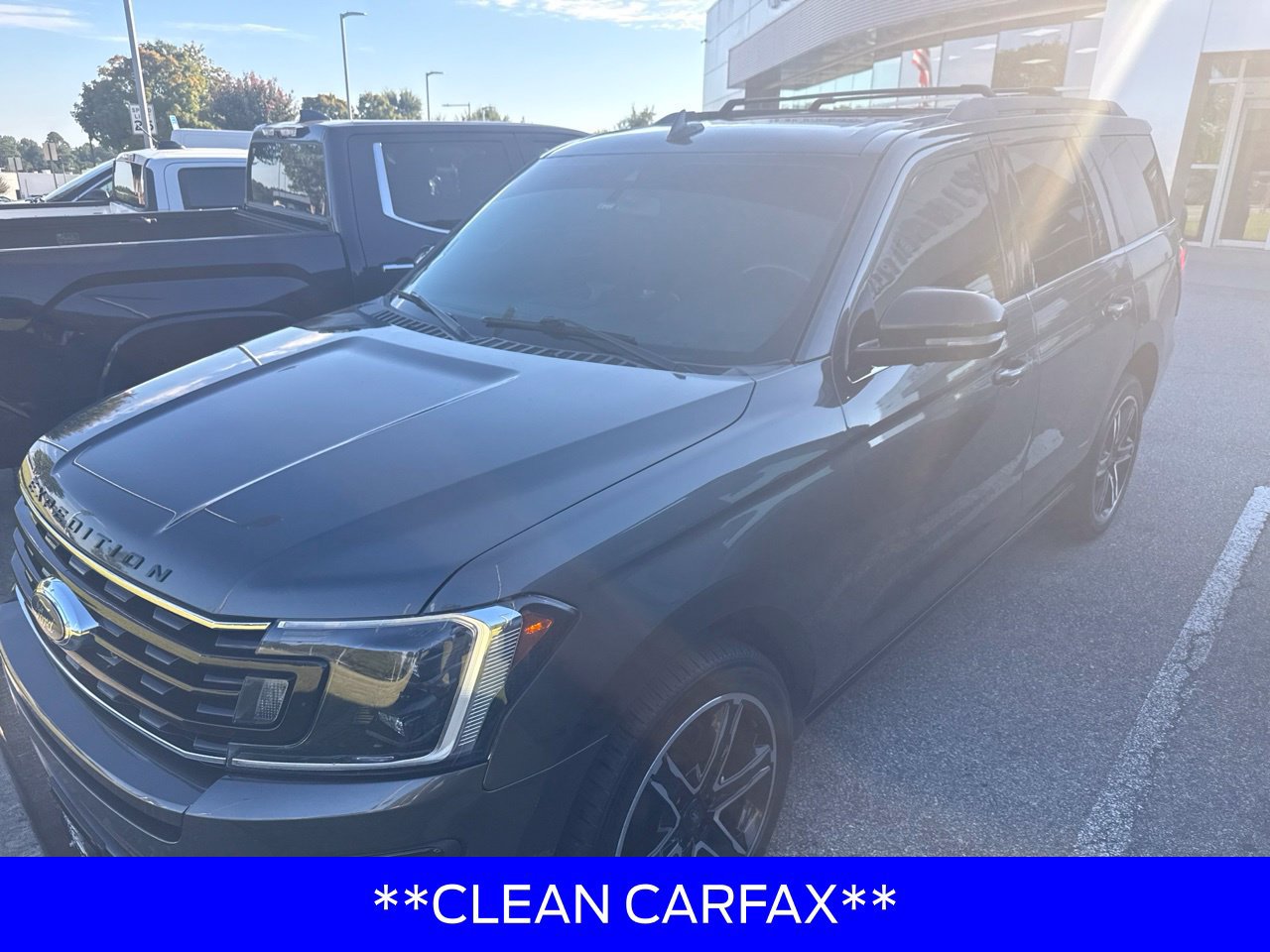 Used 2020 Ford Expedition Limited w/ Equipment Group 303A RWD image 1