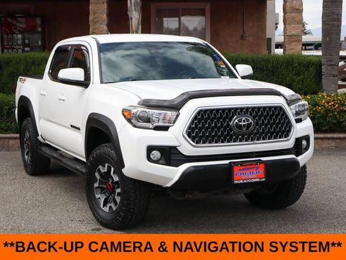 Used 2019 Toyota Tacoma TRD Off-Road AWD/4WD image 2
