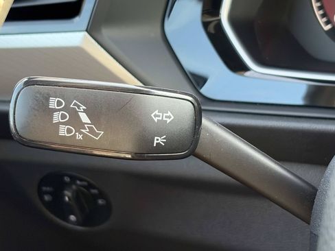 Used 2019 Volkswagen Jetta R-Line FWD image 26