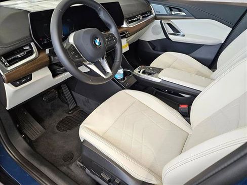 Used 2026 BMW X1 xDrive28i w/ Convenience Package AWD/4WD image 9