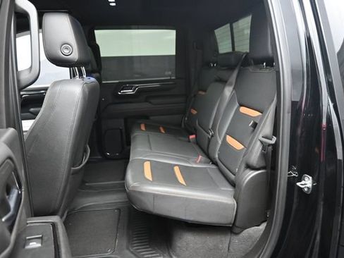 Used 2024 GMC Sierra 3500 AT4 w/ AT4 Premium Plus Package AWD/4WD image 11