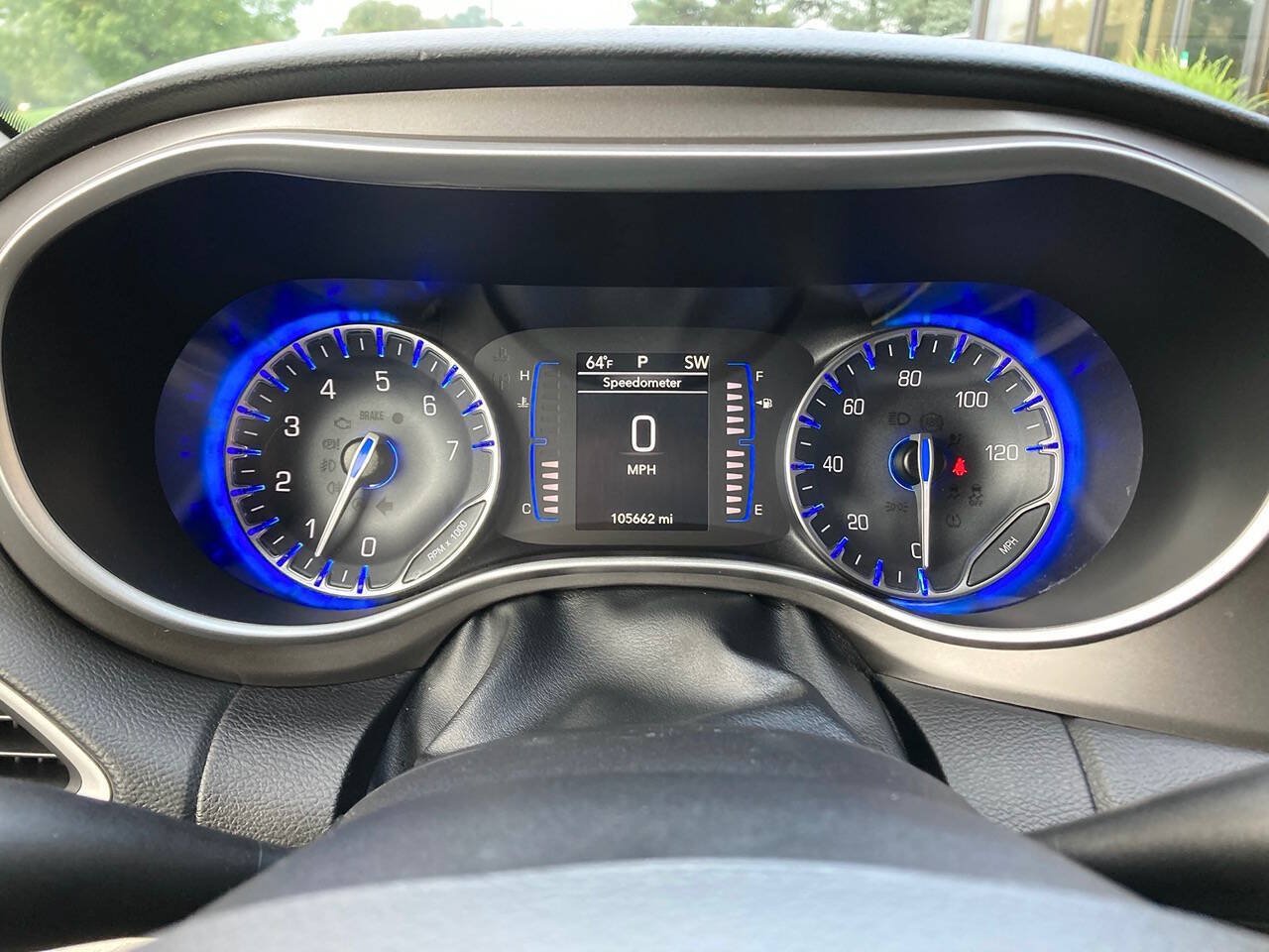 Used 2020 Chrysler Pacifica Touring-L FWD image 19