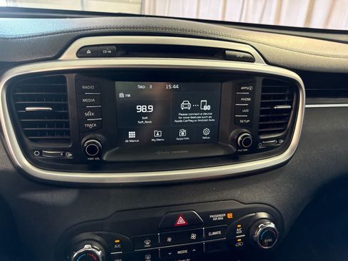 Used 2017 Kia Sorento AWD w/ LX V6 Convenience Package image 27