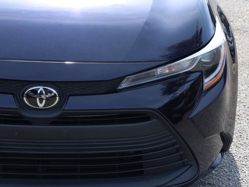 Used 2024 Toyota Corolla LE image 16