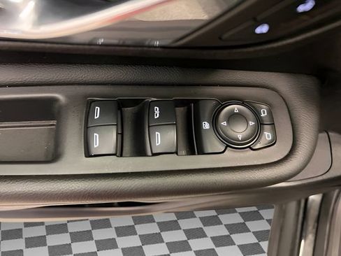 Used 2024 GMC Terrain SLE FWD image 14