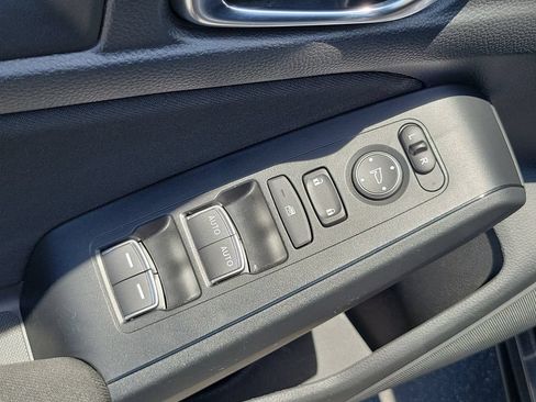 Certified 2025 Honda Civic Sport image 21