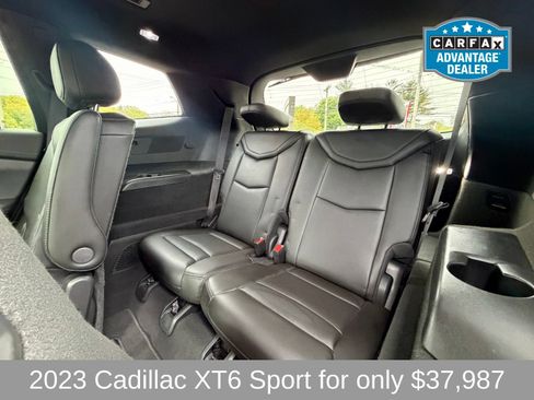 Used 2023 Cadillac XT6 Sport w/ Technology Package AWD/4WD image 13