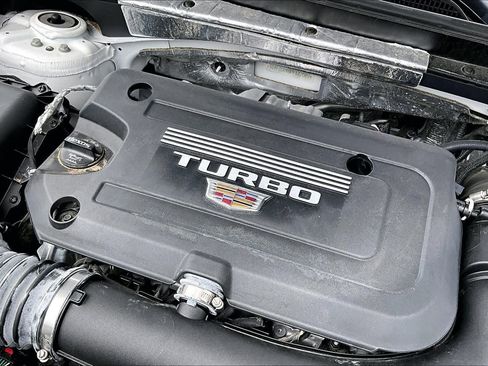 Used 2023 Cadillac XT4 Premium Luxury w/ Technology Package image 31