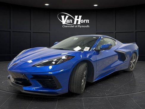 Used 2020 Chevrolet Corvette Stingray Preferred Cpe w/ 2LT Preferred Equipment Group RWD image 4