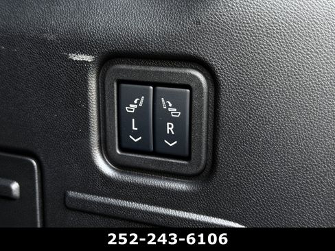 Used 2025 GMC Hummer EV 3X AWD/4WD image 38