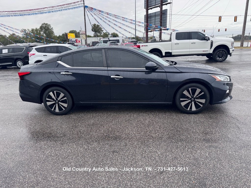 Used 2022 Nissan Altima 2.5 SV FWD image 5