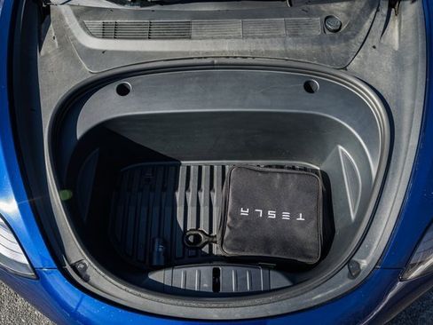 Used 2023 Tesla Model 3 Performance image 35