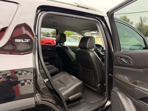 Used 2019 GMC Acadia SLT FWD image 35