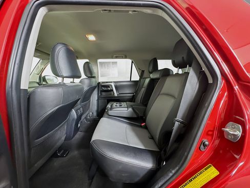 Used 2024 Toyota 4Runner SR5 Premium image 27