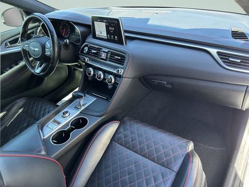 Used 2021 Genesis G70 3.3T w/ Sport Package image 17