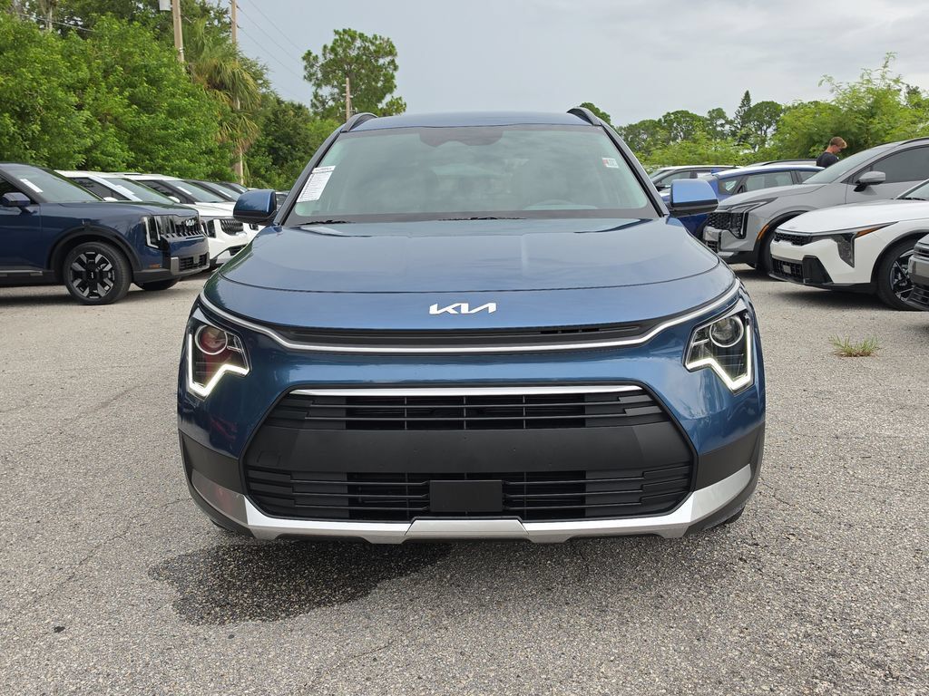 New 2026 Kia Niro EX FWD image 3