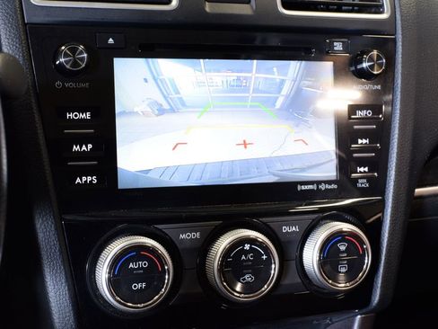 Used 2018 Subaru Forester 2.5i Touring AWD/4WD image 24