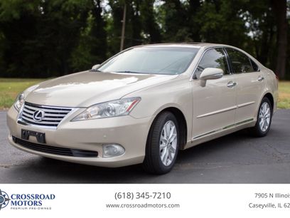 Used 2010 Lexus ES 350 w/ Preferred Accessory Package