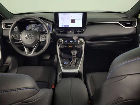 Used 2025 Toyota RAV4 XSE AWD/4WD image 26