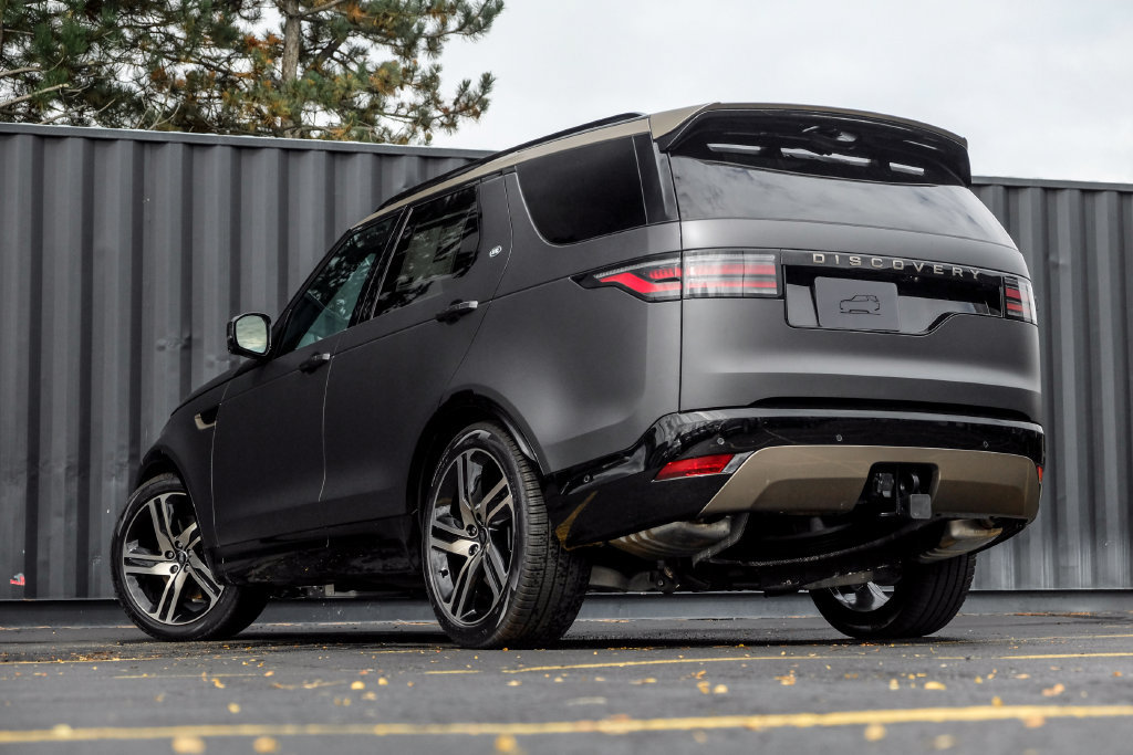 New 2026 Land Rover Discovery Limited Edition AWD/4WD image 2