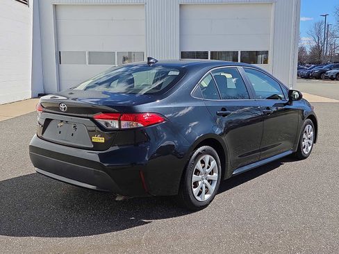 Used 2020 Toyota Corolla LE image 6