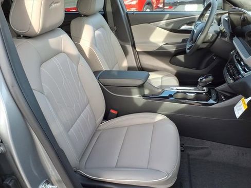 New 2026 Buick Envista Avenir image 24