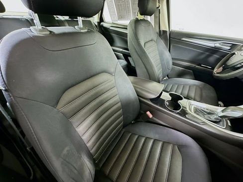 Used 2014 Ford Fusion SE image 26