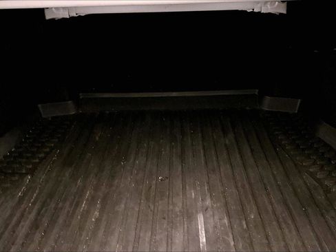 Used 2019 Toyota Camry SE image 33