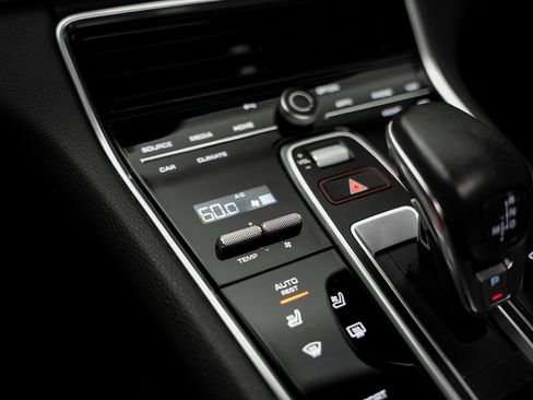 Used 2023 Porsche Panamera 4 AWD/4WD image 51
